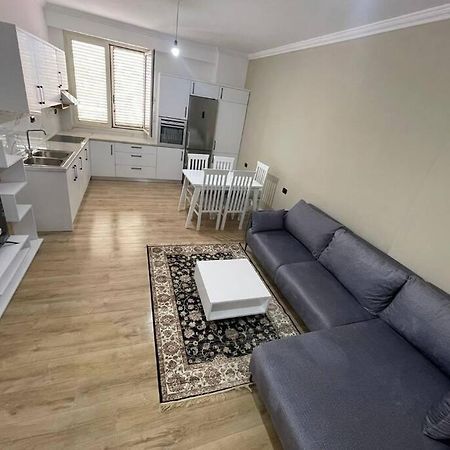 Avi - Daily Rent Apartment Τίρανα Εξωτερικό φωτογραφία