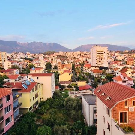 Avi - Daily Rent Apartment Τίρανα Εξωτερικό φωτογραφία