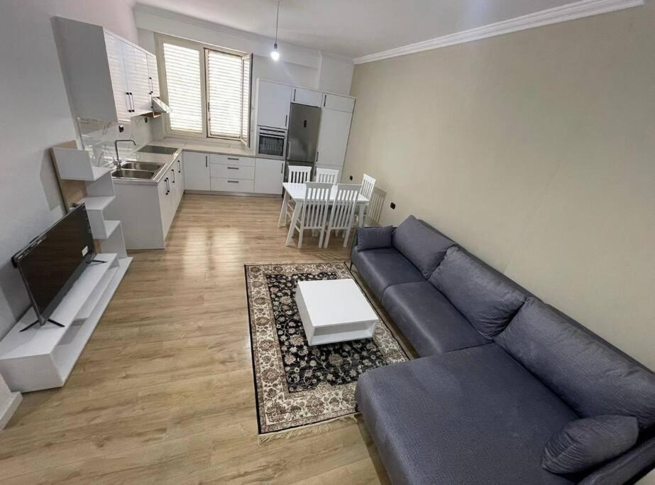 Avi - Daily Rent Apartment Τίρανα Εξωτερικό φωτογραφία